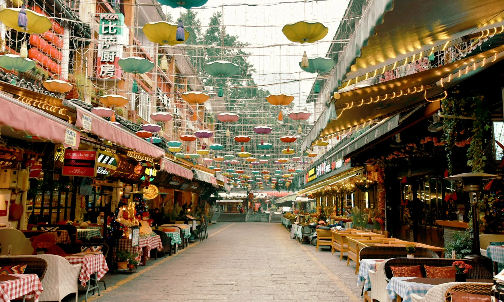 West Street (西街) — Yangshuo's 1,400-year-old pedestrian street with stone paving, lantern-strung shops, and the town's food-and-nightlife center.